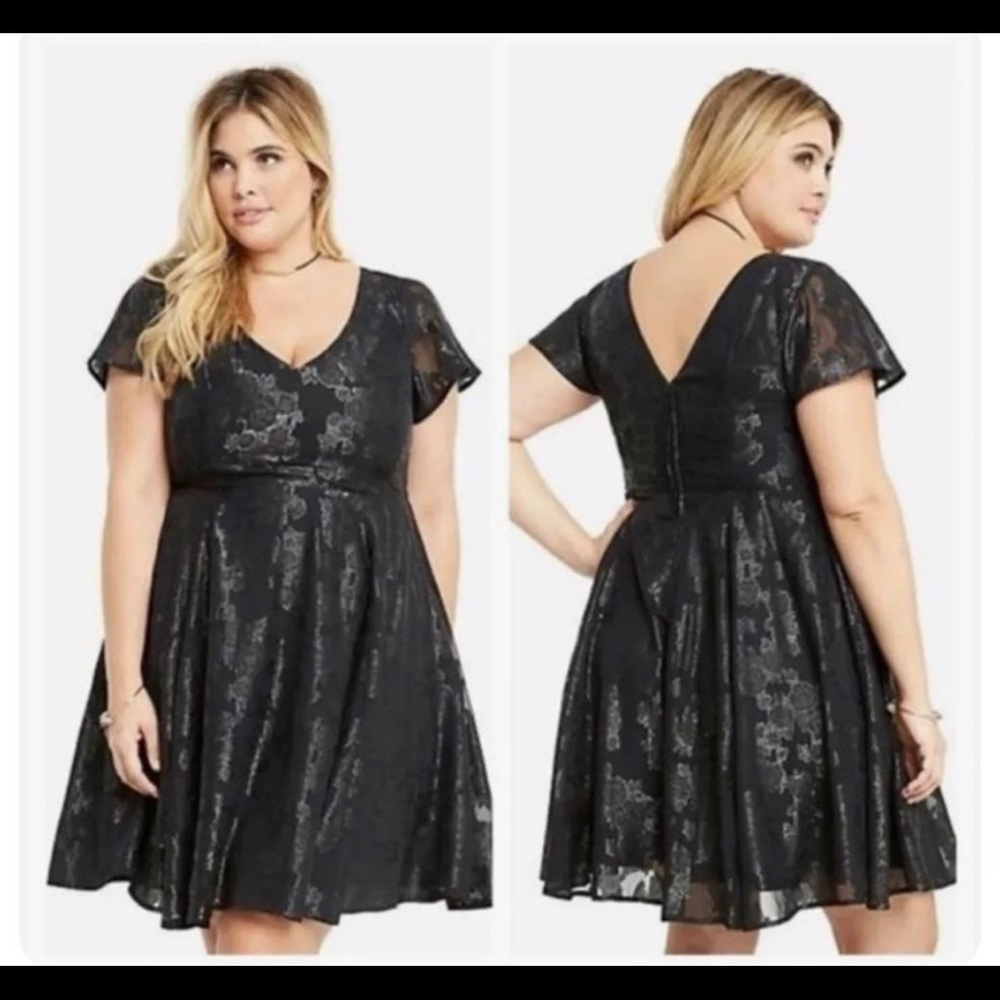 TORRID Women's A-Line Dress Floral Lurex Textured Chiffon Embossed size 16